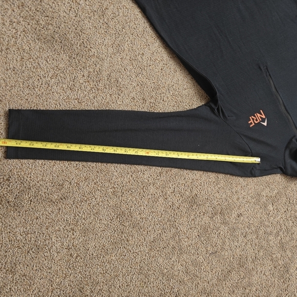 Women's Travis Mathew Crestview 1/4-Zip | Black | Sz: M - Picture 9 of 11